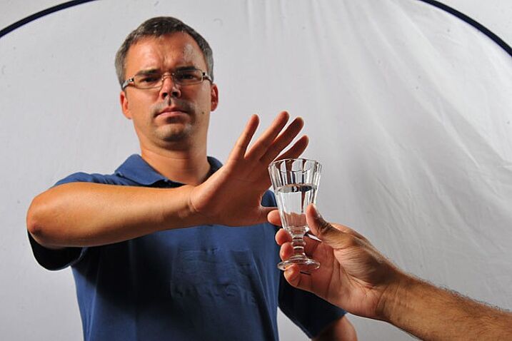 Stoppen met alcohol is een manier om op eigen kracht te stoppen met drinken